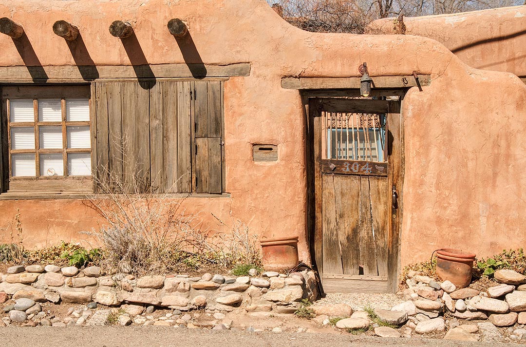 Issue #025 - Santa Fe and Taos, New Mexico