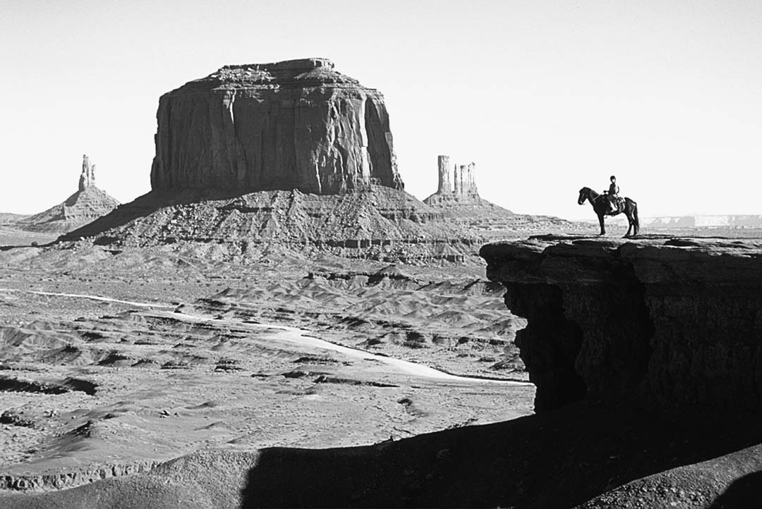 Issue #027 - Monument Valley and Canyon de Chelly, Arizona Picture